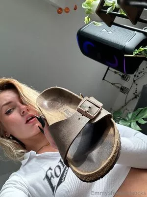 Emmysfeetandsocks / emmyfeetandsocks / emmysfeetandso1 / theluckyguy_efs nude photo #0363