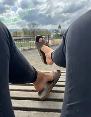 Emmysfeetandsocks / emmyfeetandsocks / emmysfeetandso1 / theluckyguy_efs nude photo #0880
