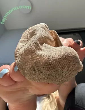 Emmysfeetandsocks / emmyfeetandsocks / emmysfeetandso1 / theluckyguy_efs nude photo #0930