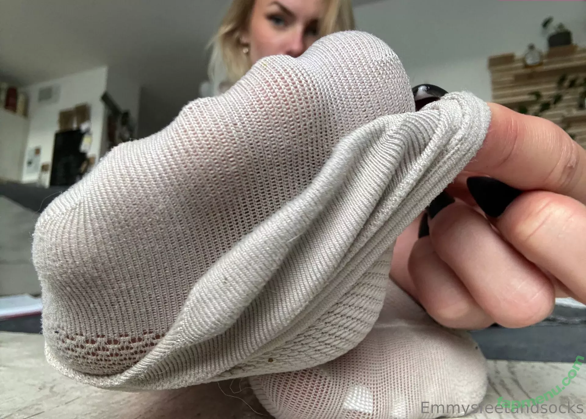 Emmysfeetandsocks nude photo #0392 (emmyfeetandsocks / emmysfeetandso1 / theluckyguy_efs)