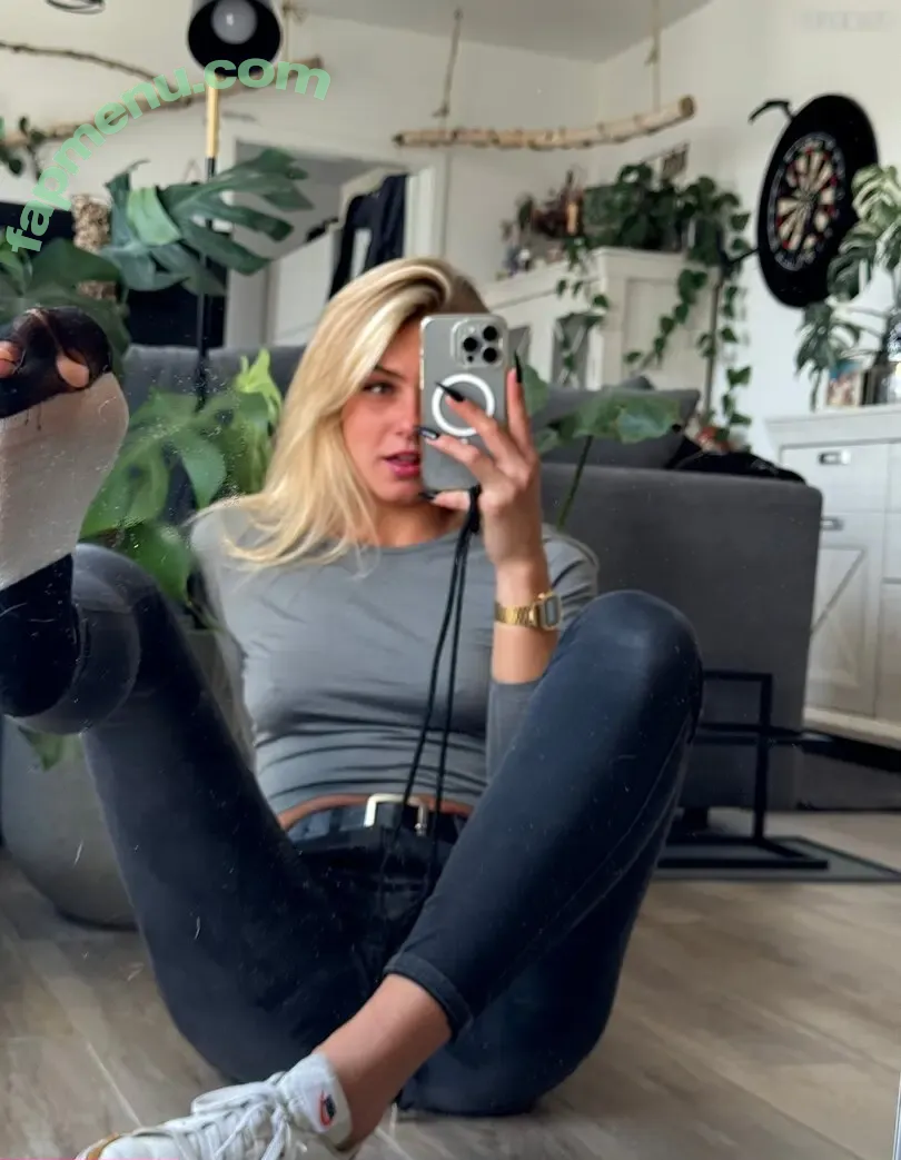 Emmysfeetandsocks nude photo #0794 (emmysfeetandso1 / theluckyguy_efs)