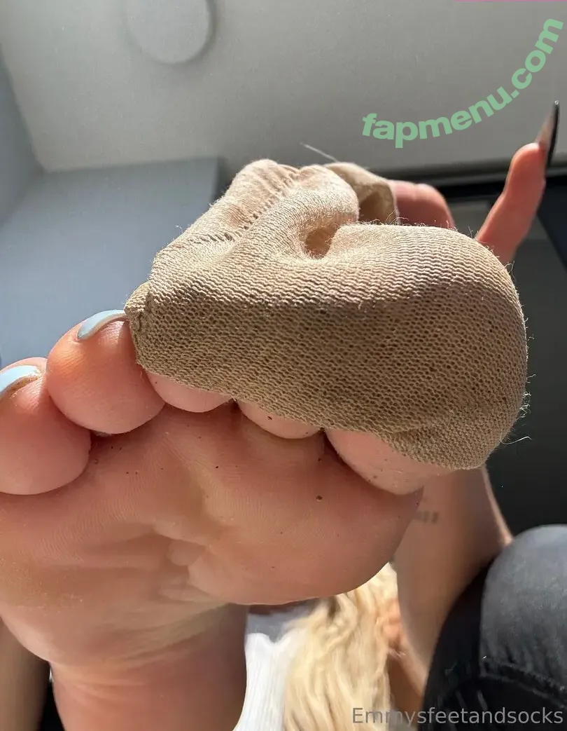 Emmysfeetandsocks nude photo #0851 (emmyfeetandsocks / emmysfeetandso1 / theluckyguy_efs)