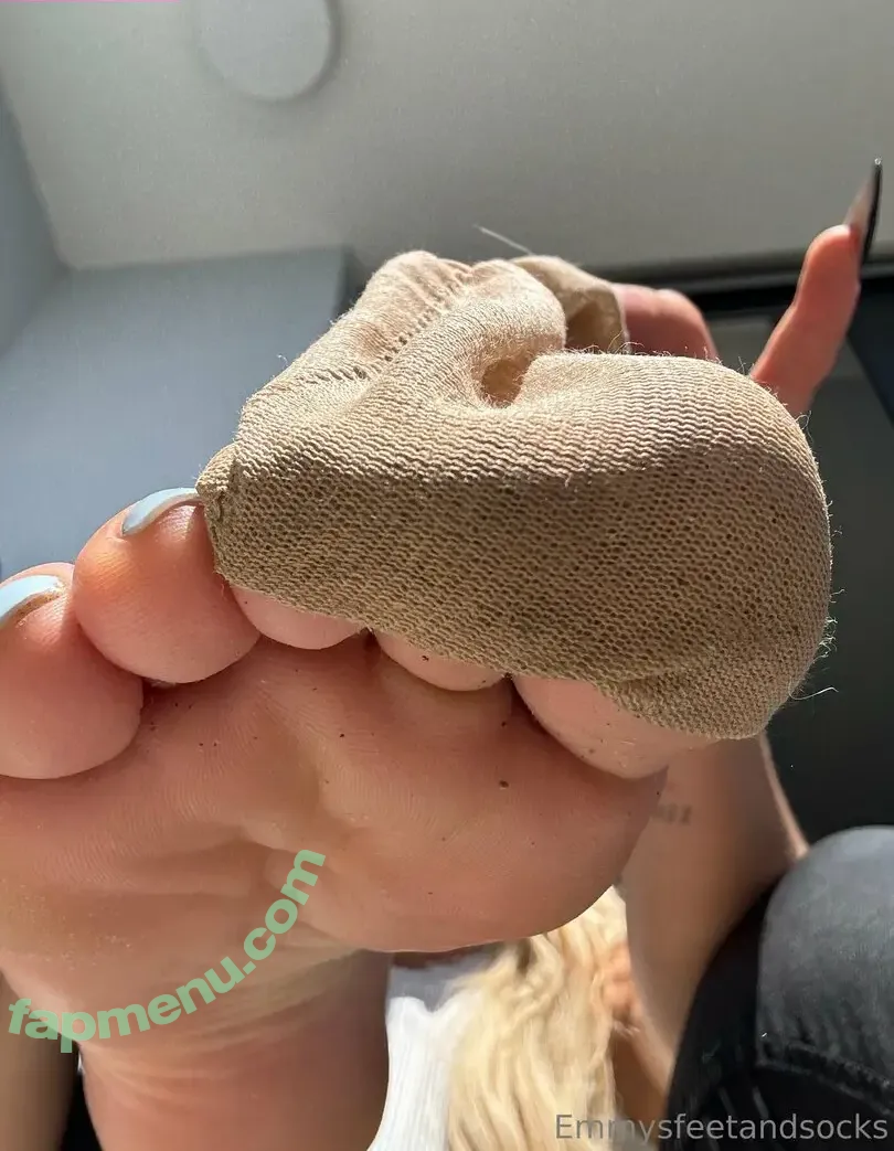 Emmysfeetandsocks nude photo #0929 (emmyfeetandsocks / emmysfeetandso1 / theluckyguy_efs)