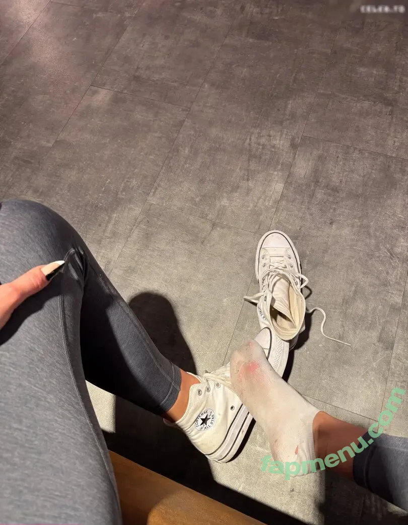 Emmysfeetandsocks nude photo #1019 (emmysfeetandso1 / theluckyguy_efs)