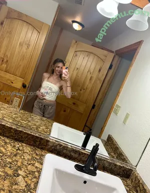 Emmystarxox / emily.starlene1 / emmastarxo / itsemmystar nude photo #0063