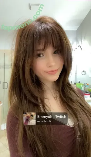 emmyuh / emmybeehz / emmyurr nude photo #0041