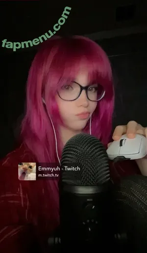 emmyuh / emmybeehz / emmyurr nude photo #0066