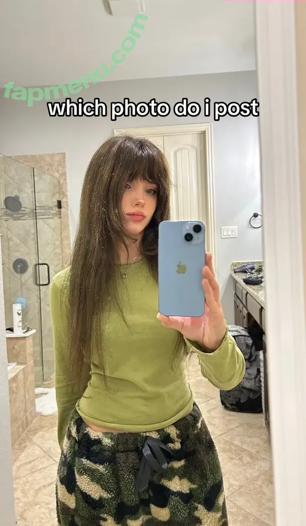 emmyuh nude photo #0016 (emmybeehz / emmyurr)