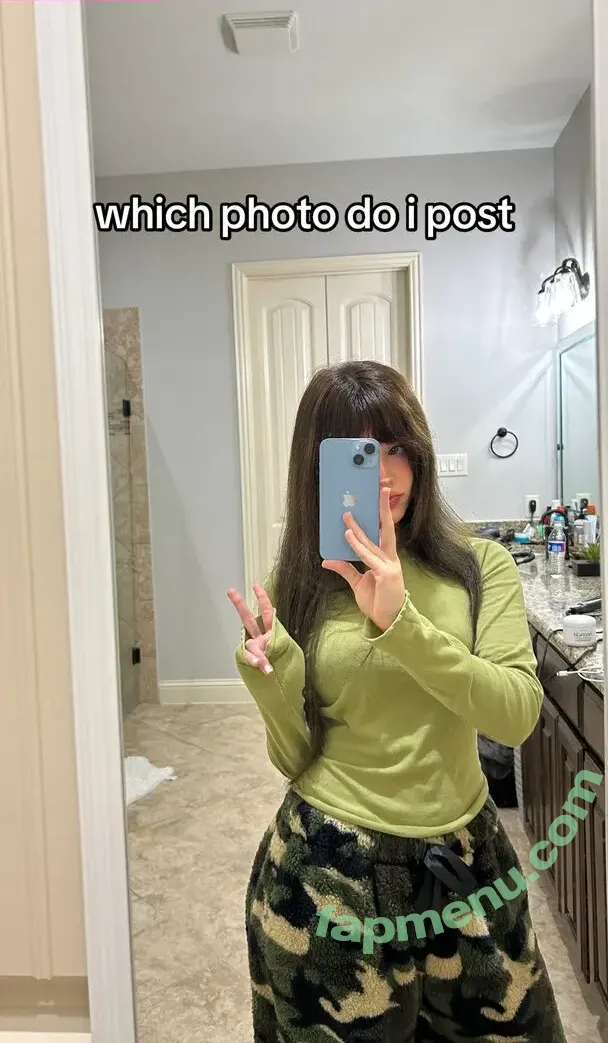 emmyuh nude photo #0017 (emmybeehz / emmyurr)