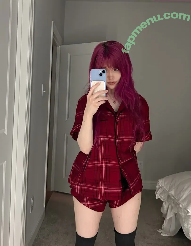 emmyuh nude photo #0070 (emmybeehz / emmyurr)