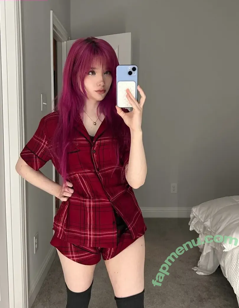 emmyuh nude photo #0071 (emmybeehz / emmyurr)