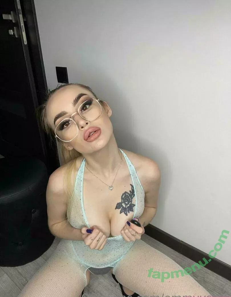 emmyystar nude photo #0006 (emmystar)