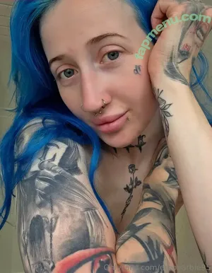 emobarbie95 / emo_barbiexo nude photo #0037