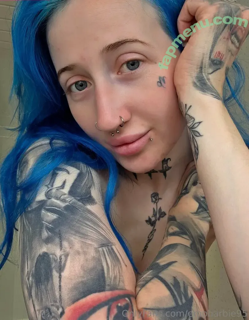 emobarbie95 nude photo #0037 (emo_barbiexo)