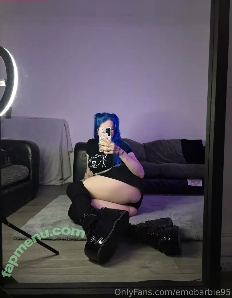 emobarbie95 nude photo #0069 (emo_barbiexo)