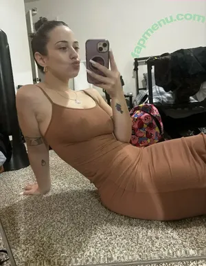 emocranberries / emocranberry nude photo #0005