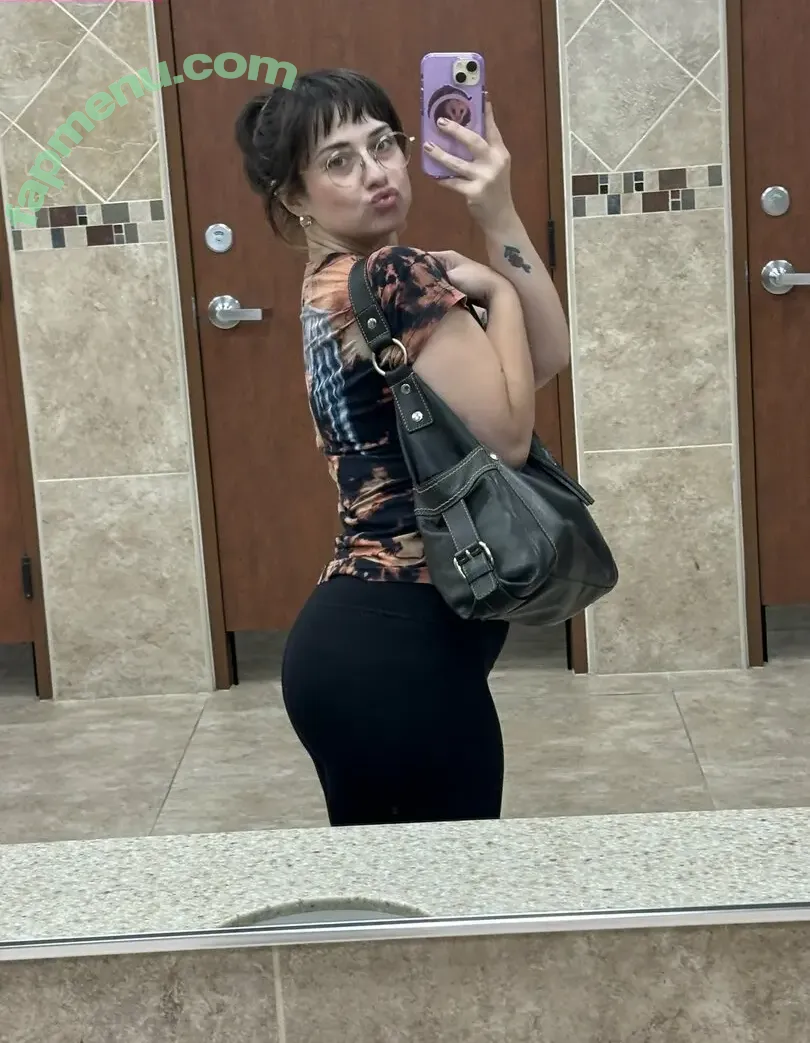 emocranberries nude photo #0007 (emocranberry)