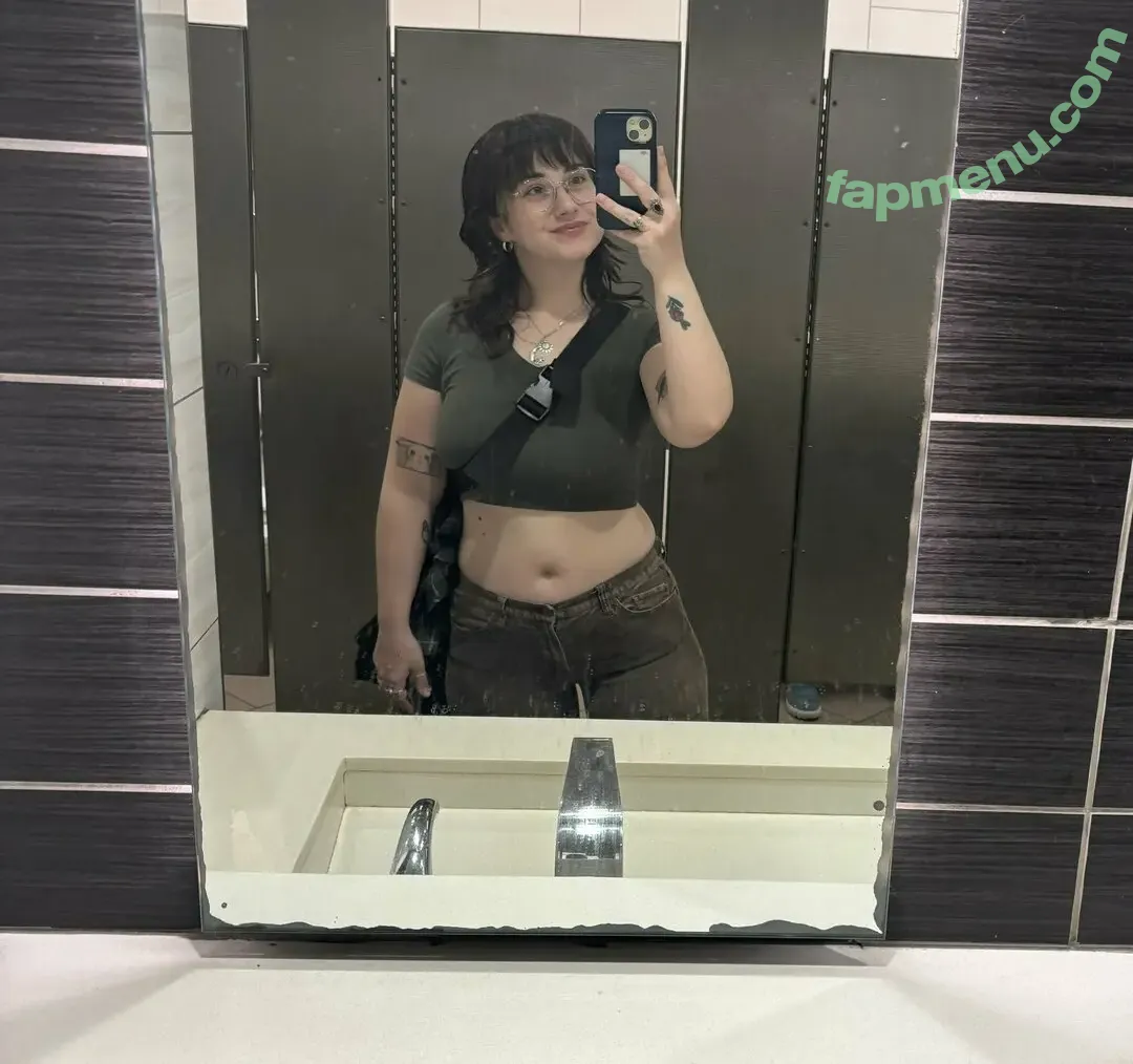 emocranberries nude photo #0026 (emocranberry)
