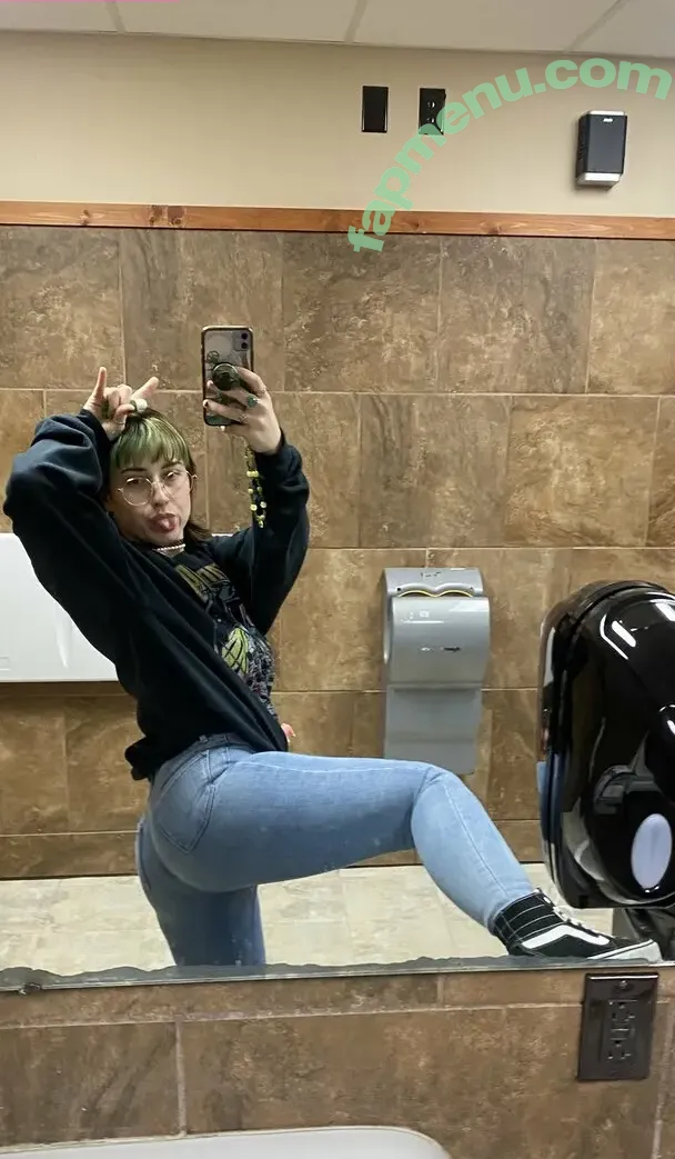 emocranberries nude photo #0032 (emocranberry)