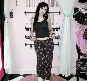 emoemz / emoemmz / heyemz / ratgf99 nude photo #0086