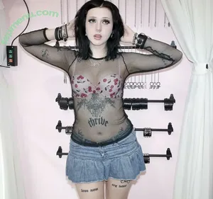 emoemz / emoemmz / heyemz / ratgf99 nude photo #0113