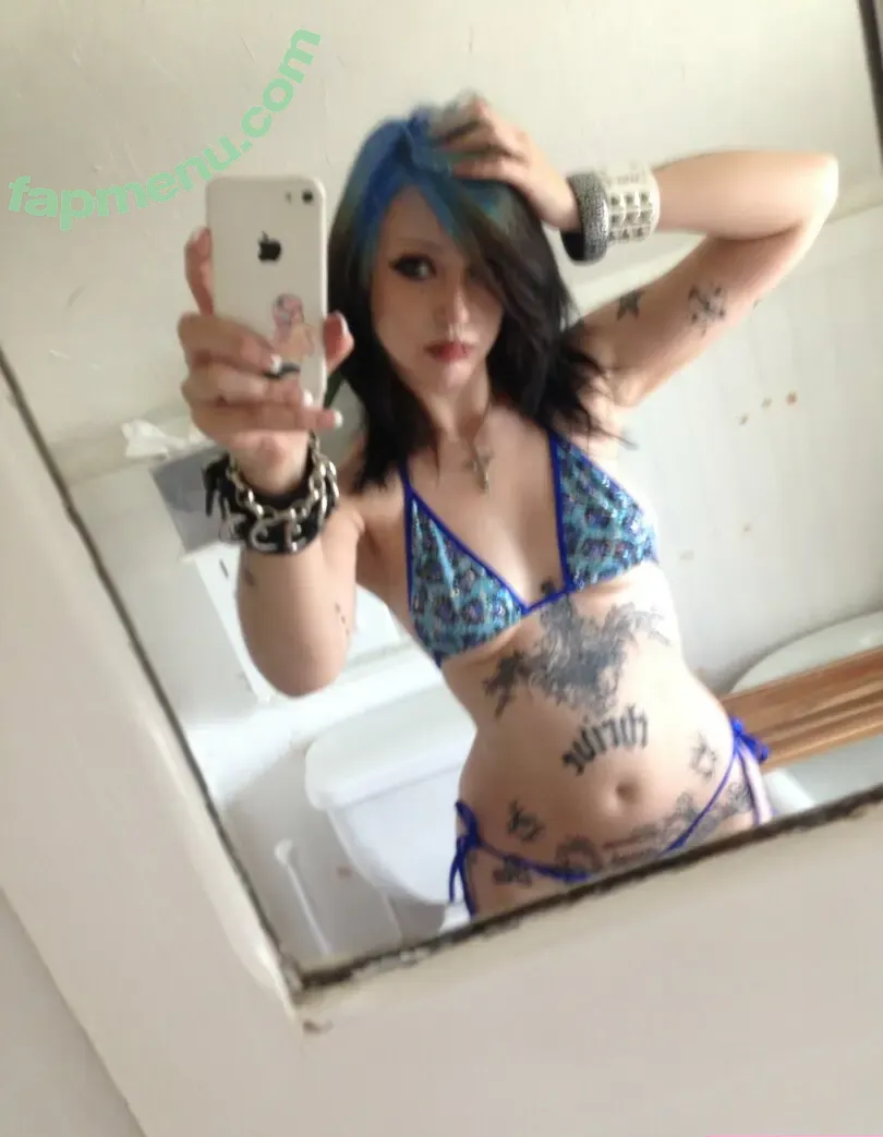 emoemz nude photo #0057 (emoemmz / heyemz / ratgf99)