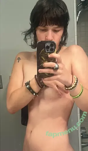  nude photo #0003