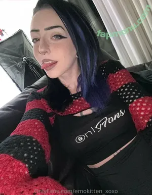 emokitten_xoxo / emokittenarmy nude photo #0125