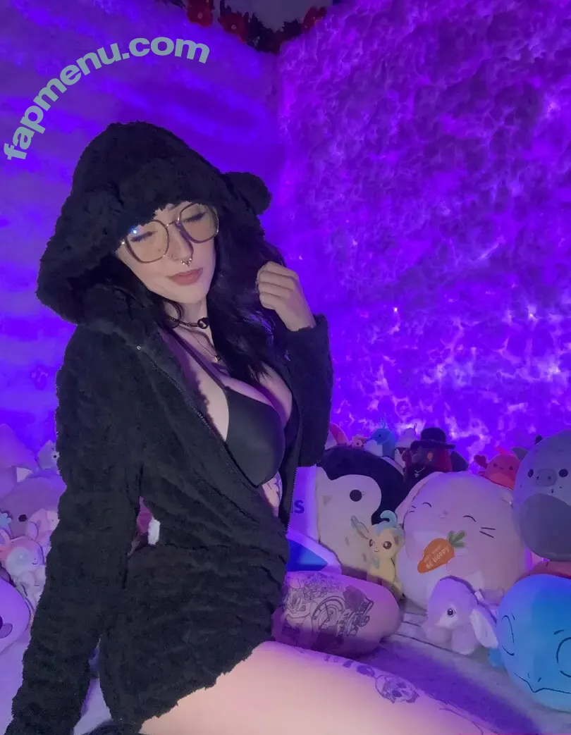 emokitten_xoxo nude photo #0241 (emokittenarmy)