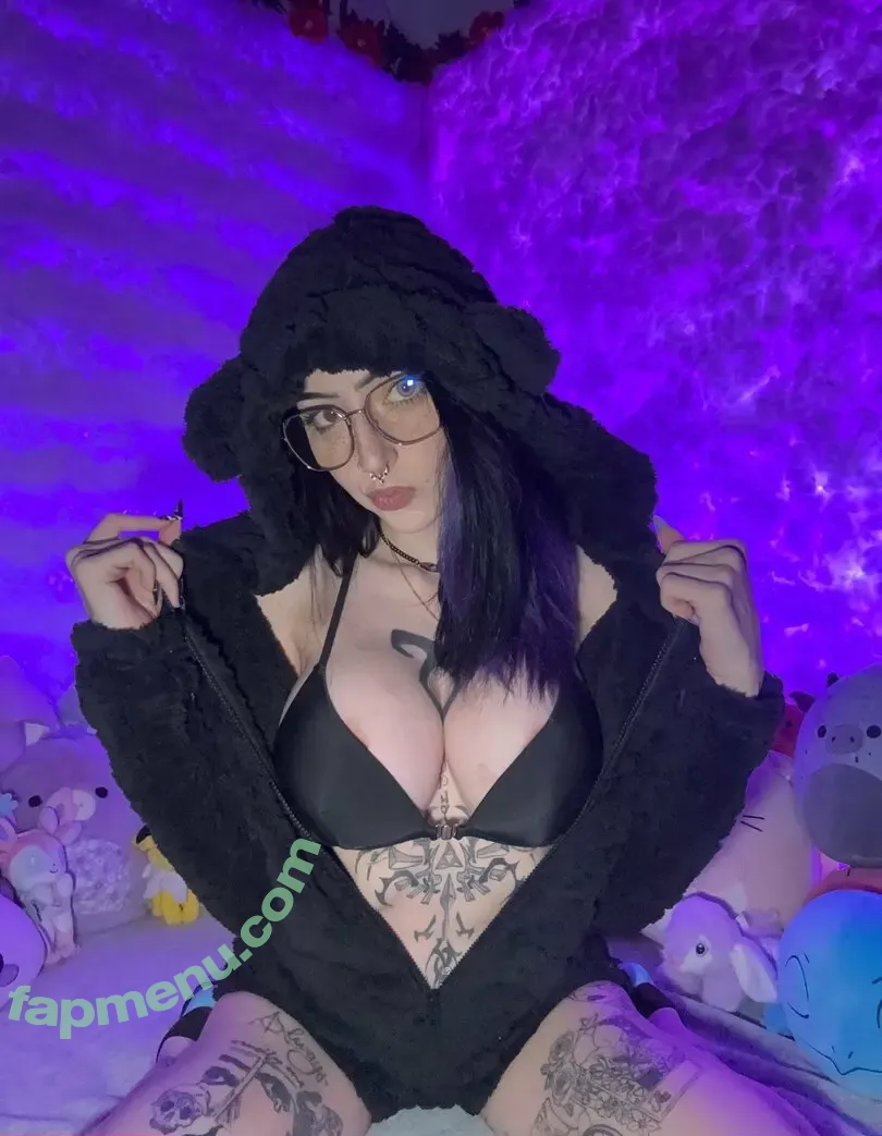 emokitten_xoxo nude photo #0249 (emokittenarmy)