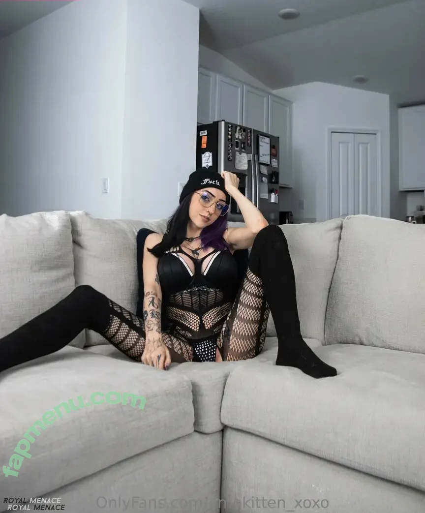 emokitten_xoxo nude photo #0268 (emokittenarmy)