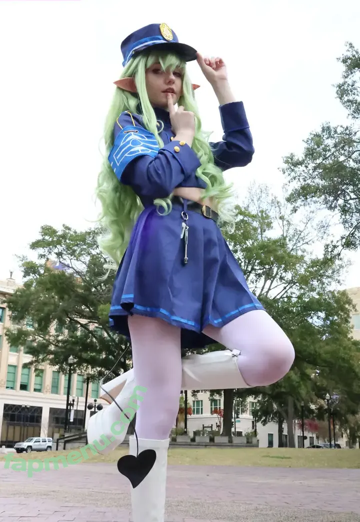 Emory nude photo #0501 (Eveilns / Eveilnss / brelandemory / gurochann)