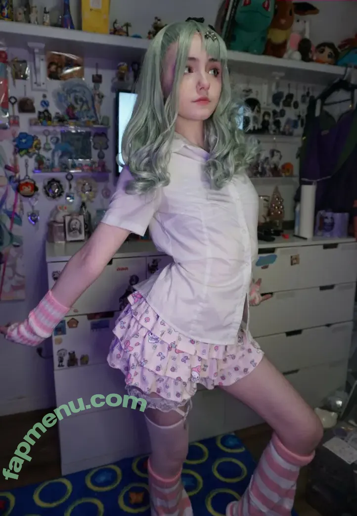 Emory nude photo #0702 (Eveilns / Eveilnss / brelandemory / gurochann)