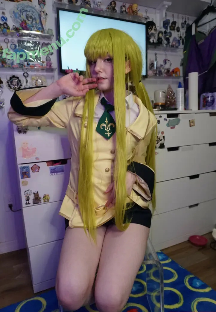 Emory nude photo #0729 (Eveilns / Eveilnss / brelandemory / gurochann)