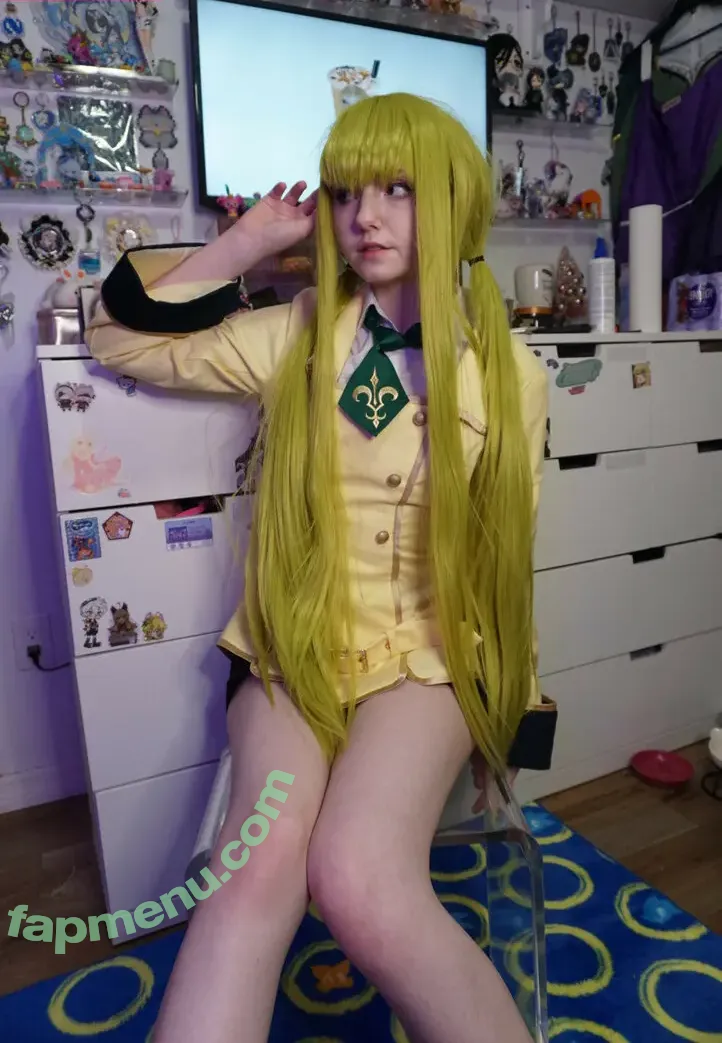 Emory nude photo #0730 (Eveilns / Eveilnss / brelandemory / gurochann)