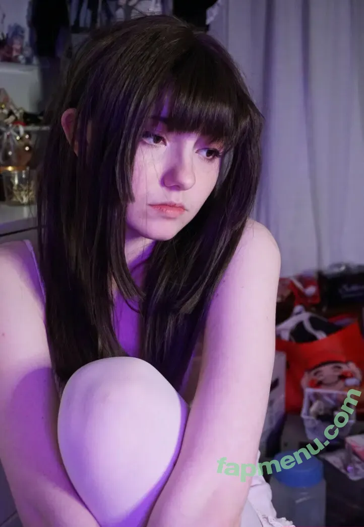 Emory nude photo #0763 (Eveilns / Eveilnss / brelandemory / gurochann)