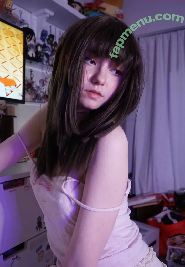 Emory nude photo #0772 (Eveilns / Eveilnss / brelandemory / gurochann)