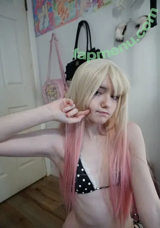 Emory nude photo #1300 (Eveilns / Eveilnss / brelandemory / gurochann)