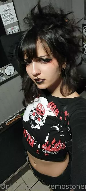 Emostonergorl / Obvious_Confusion699 / emo.stoner.gorl / smolstarcaster nude photo #0295