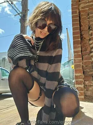 Emostonergorl / Obvious_Confusion699 / emo.stoner.gorl / smolstarcaster nude photo #0315