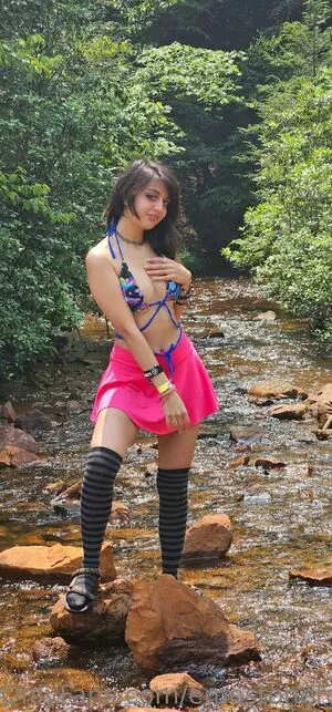 Emostonergorl / Obvious_Confusion699 / emo.stoner.gorl / smolstarcaster nude photo #0427