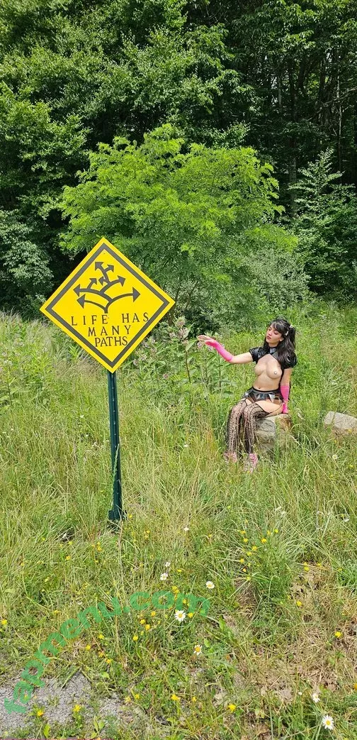 Emostonergorl nude photo #0458 (Obvious_Confusion699 / emo.stoner.gorl / smolstarcaster)