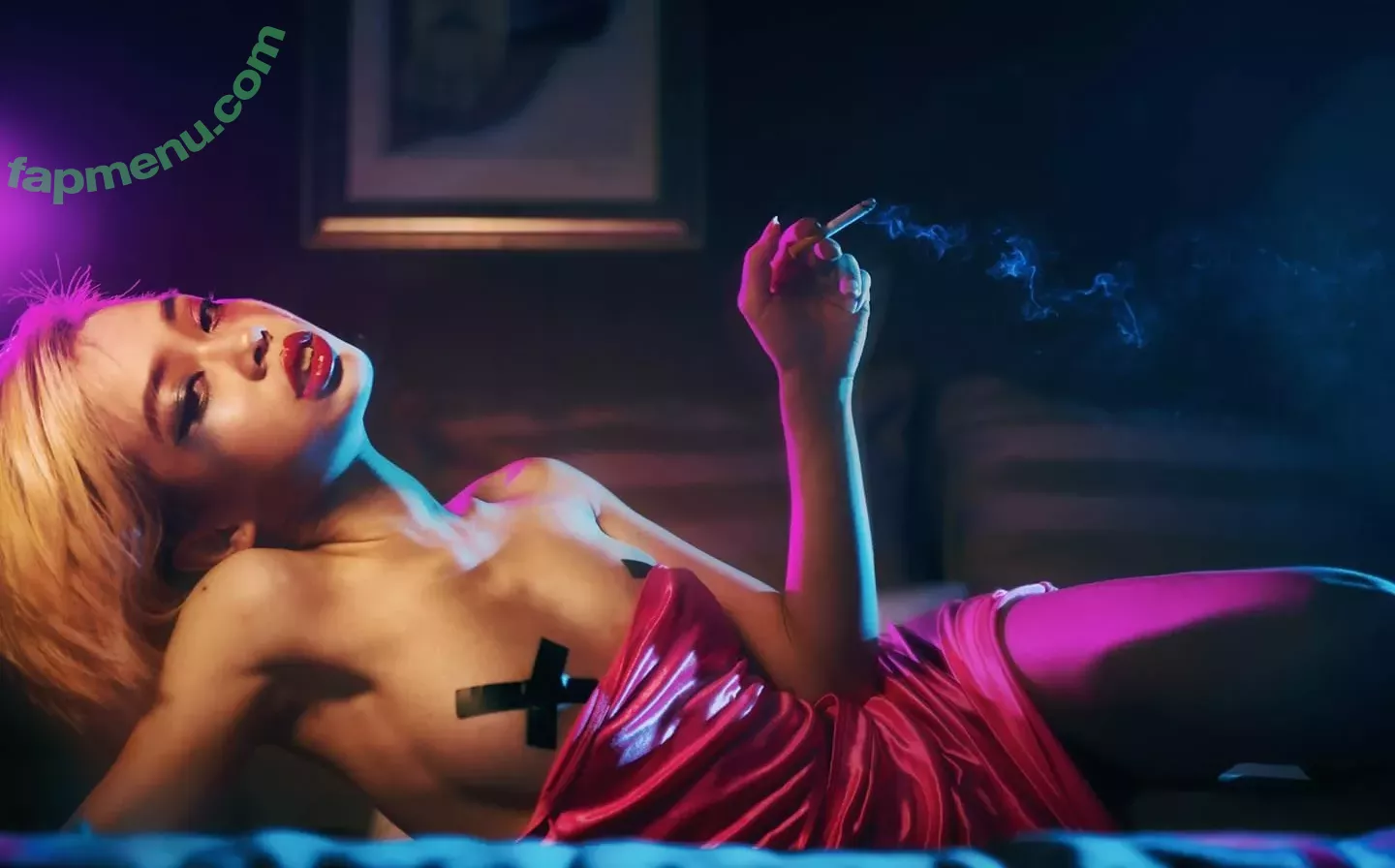 EmotionalBirdy nude photo #0052 (birdymodel / emotionalbabe)