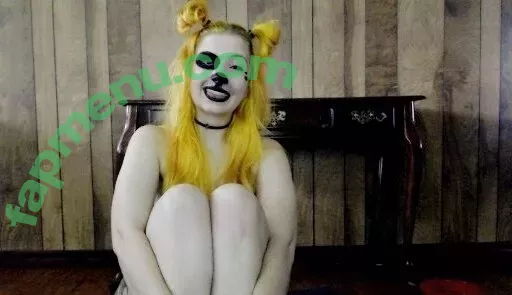 Empresselfiie nude photo #0101 (empress.eyrie)