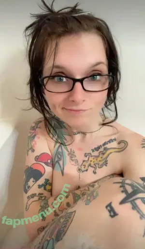 nude photo #0004