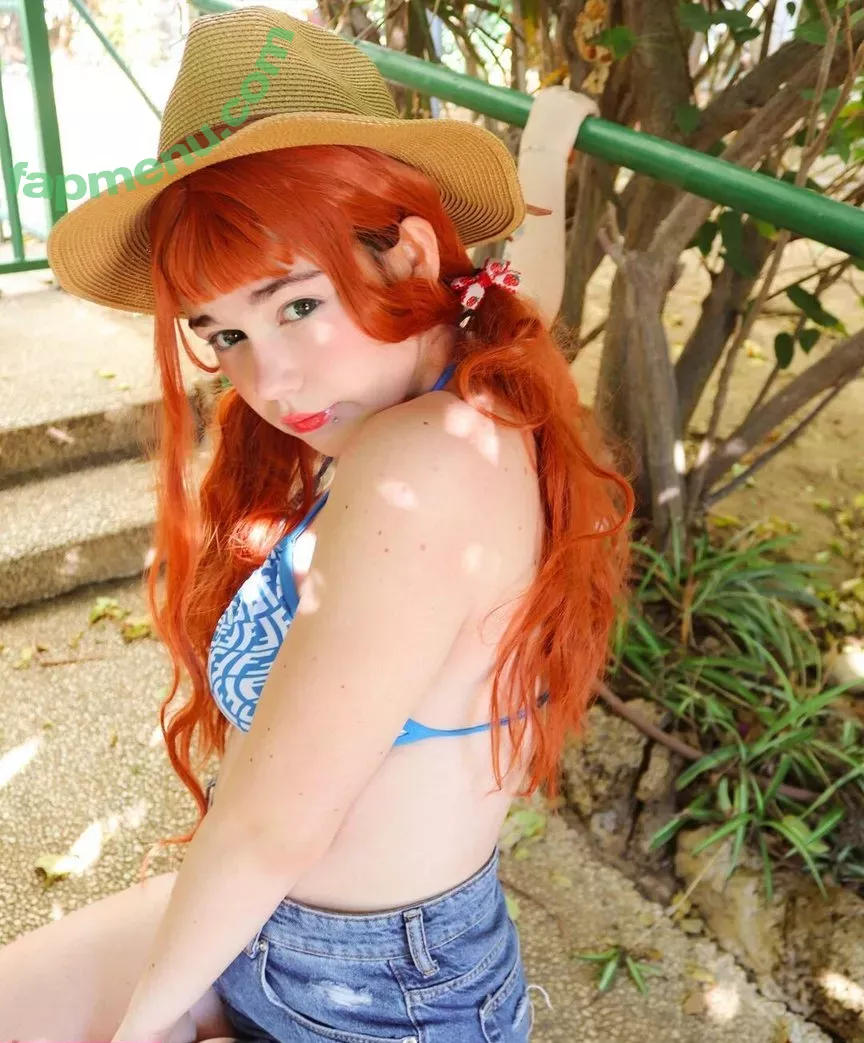 emquizii nude photo #0014 (emquizii)