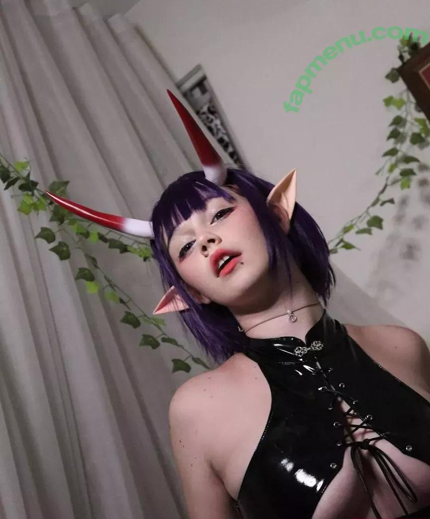 emquizii nude photo #0034 (emquizii)