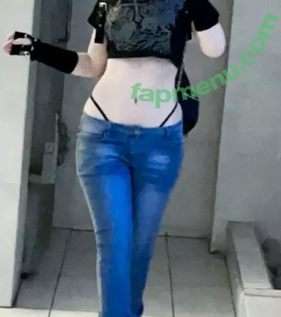 emquizii nude photo #0077 (emquizii)