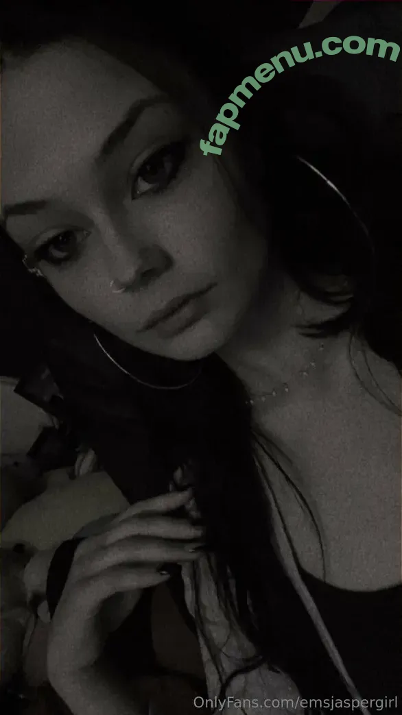 emsjaspergirl nude photo #0004 (emsjaspergirl)