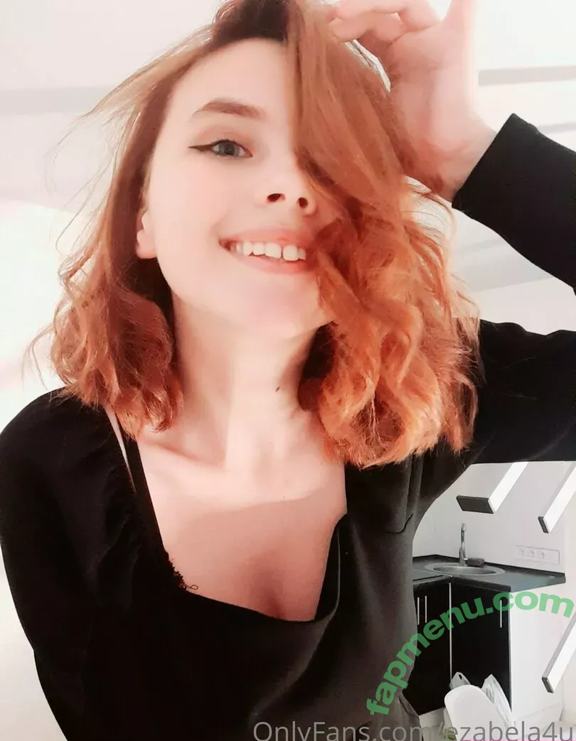 emy_isabelle nude photo #0001 (emy_isabel)